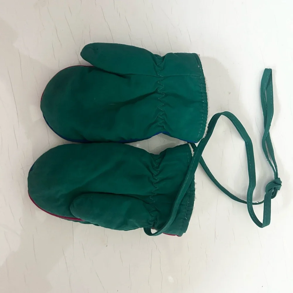 Vintage Disney Green Mickey Minnie Cartoon Winter Mittens for Toddler Kid